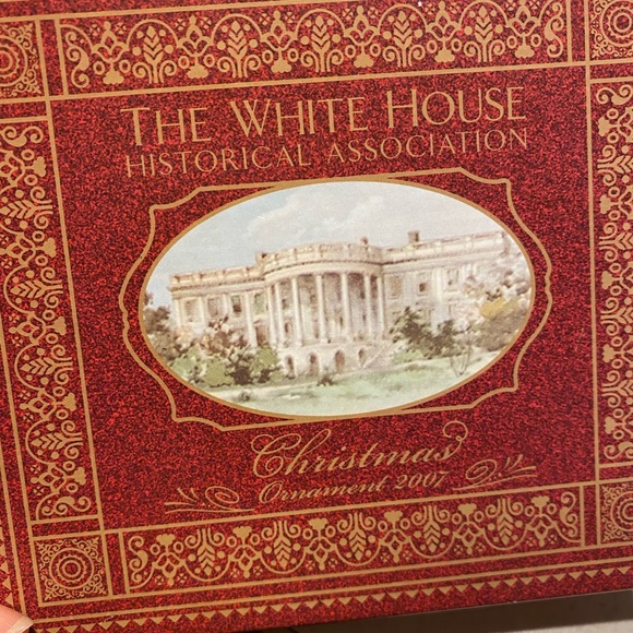 2007 White House Historical Association Ornament - Picture 2 of 4